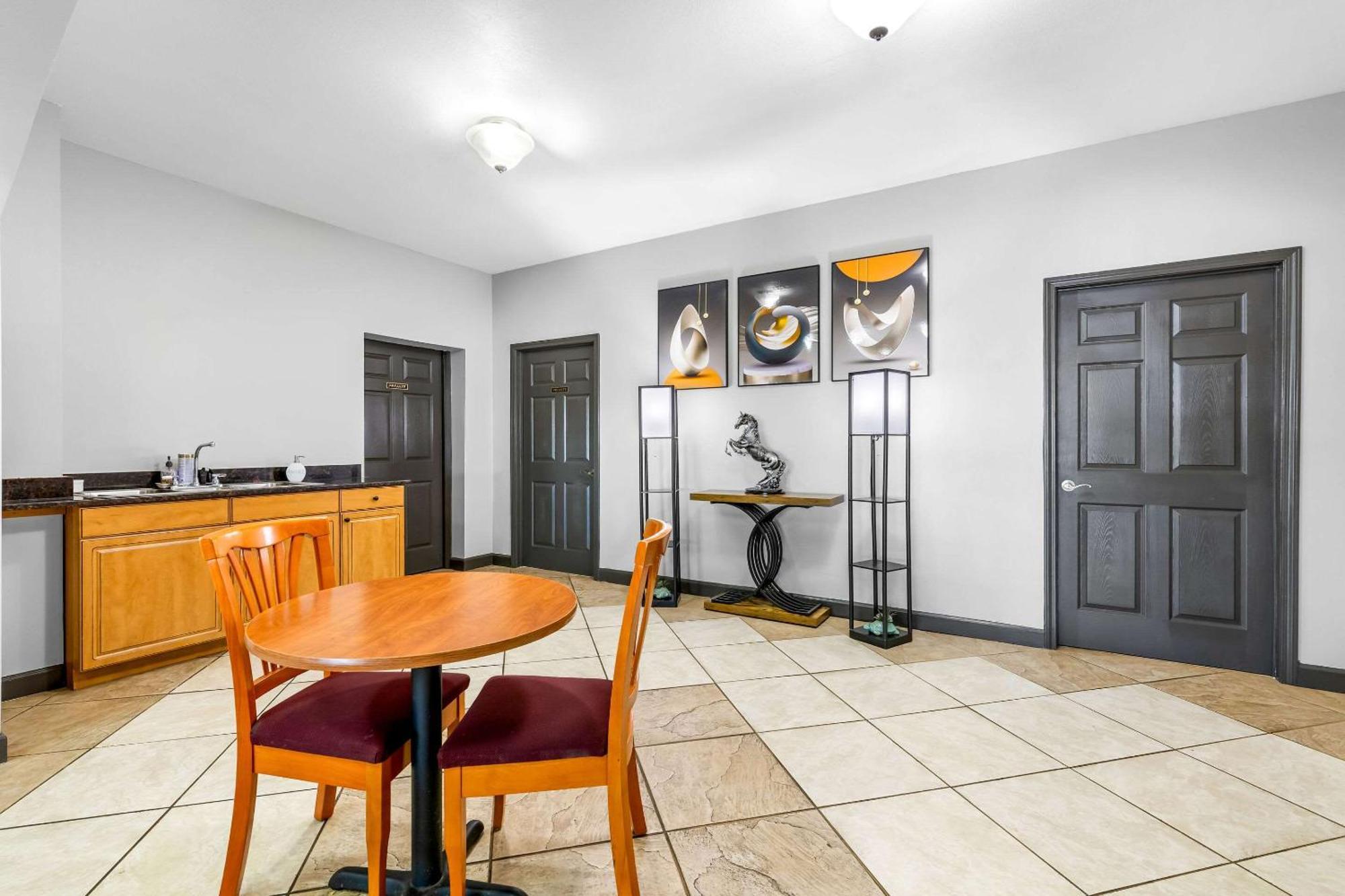 Quality Inn Lawrenceburg Екстериор снимка
