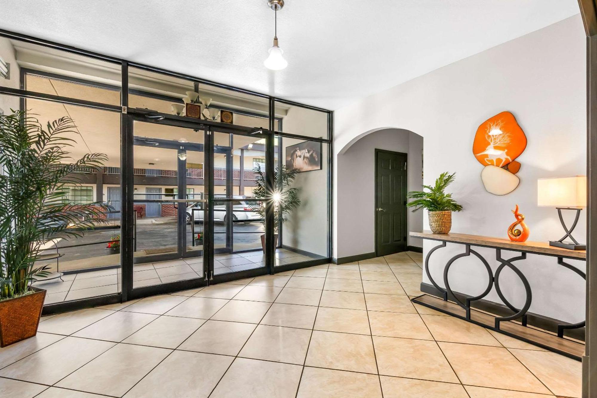 Quality Inn Lawrenceburg Екстериор снимка
