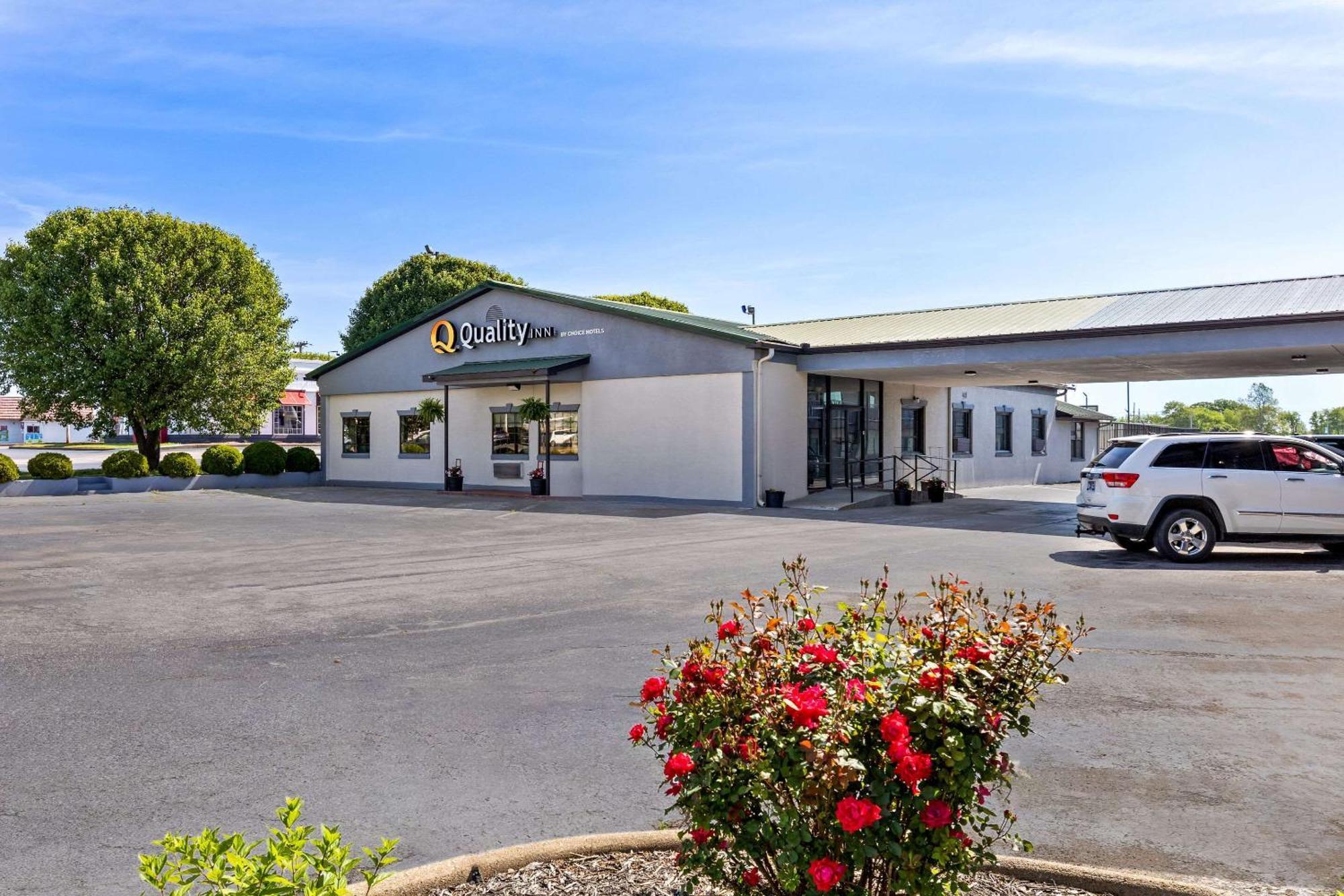 Quality Inn Lawrenceburg Екстериор снимка