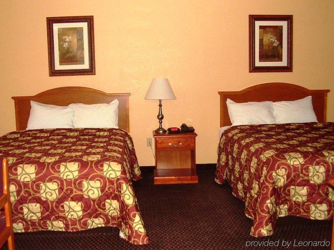 Quality Inn Lawrenceburg Екстериор снимка