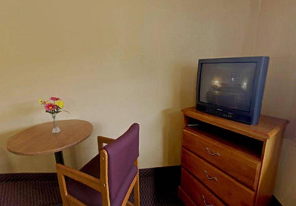 Quality Inn Lawrenceburg Екстериор снимка